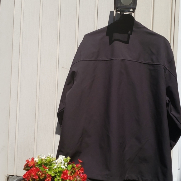 Swiss Tech Performance Jacket - Picture 5 of 8